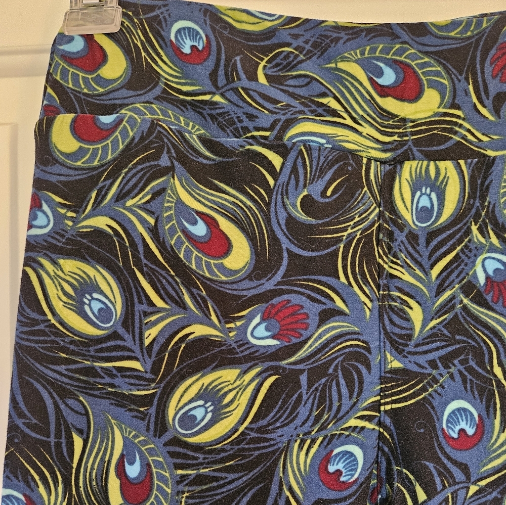 Lularoe OS peacock feather leggings-unicorn!